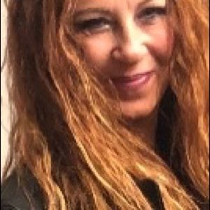 Meet your Posher, Corrinda